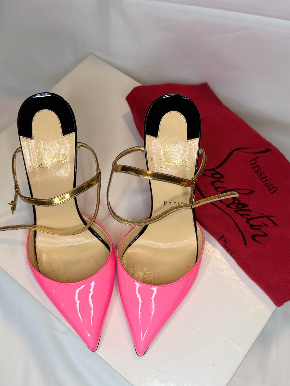 Christian Louboutin Pink Patent Pointed-Toe Gold-Strap Mules - Picture 1 of 7